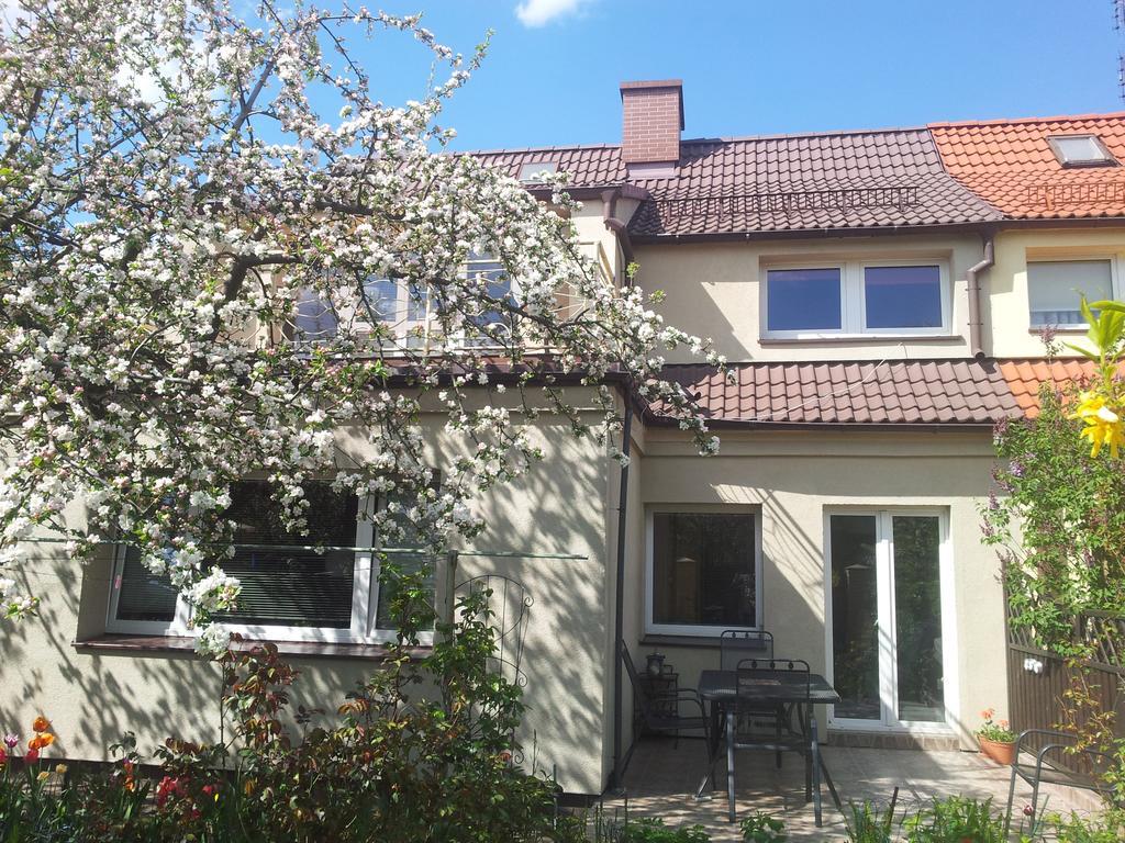 Cozy Apartment With Garden Gdańsk Extérieur photo